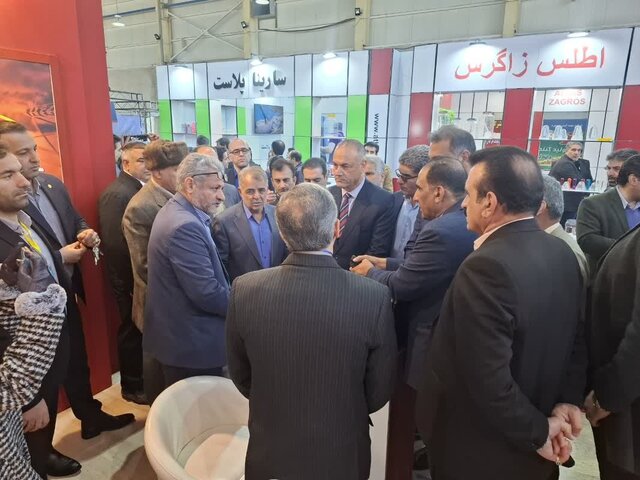 استقبال هیئت تجاری عراقی از محصولات شرکتهای دانشبنیان پارک علم و فناوری لرستان استقبال هیئت تجاری عراقی از محصولات شرکتهای دانشبنیان پارک علم و فناوری لرستان