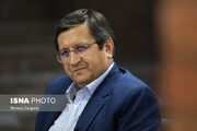 همتی: ۶۵۰ میلیون حساب بانکی به ۳۰۰ میلیون می‌رسد