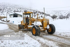 بازگشایی راه‌های روستایی مهدیشهر با ۴۵۰ کیلومتر برفروبی