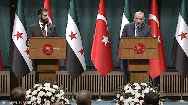 رویترز: اسرائیل بر واشنگتن فشار میآورد تا سوریه ضعیف بماند رویترز: اسرائیل بر واشنگتن فشار میآورد تا سوریه ضعیف بماند