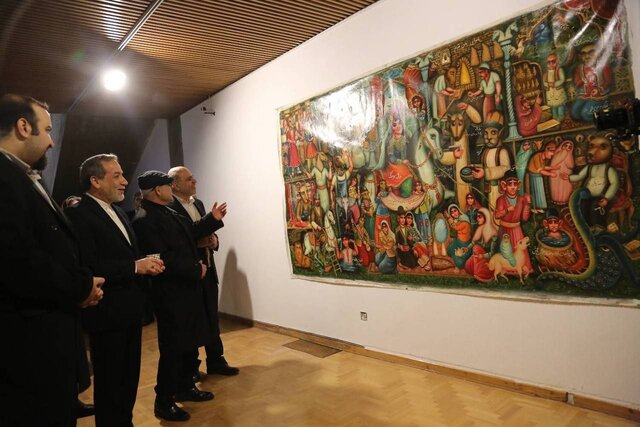 بازدید وزیر امور خارجه از نمایشگاههای خاص نیاوران