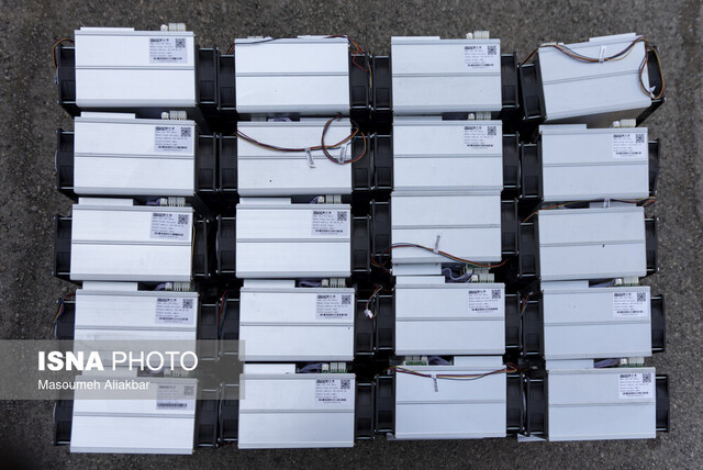 عکس: آرشیو کشف ۷ دستگاه ماینر غیرمجاز از یک منزل مسکونی در قزوین