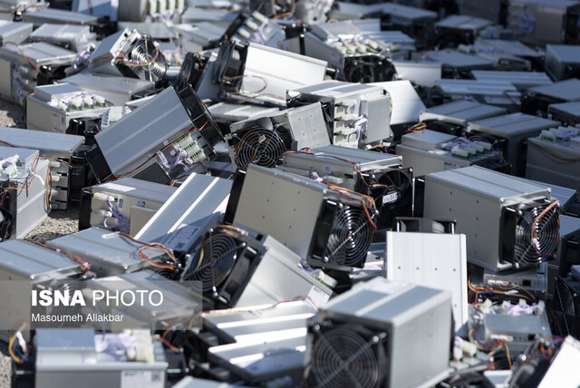 کشف ۲۶ مرکز استخراج غیرمجاز رمزارز در البرز کشف ۲۶ مرکز استخراج غیرمجاز رمزارز در البرز