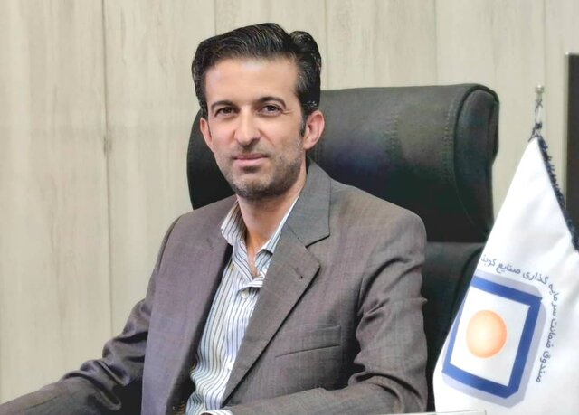 مشاوران صنعتی نقش مهمی در فرآیندهای تولیدی دارند مشاوران صنعتی نقش مهمی در فرآیندهای تولیدی دارند