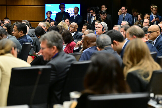 اولیانوف: آژانس نقش سازندهای در قبال ایران ایفا کند