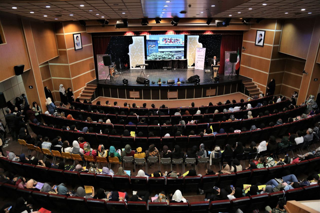 اساتید حرفهای آموزشگاههای تهران