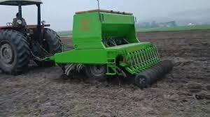 آیا خاکورزی سنتی در ایلام خاتمه مییابد؟