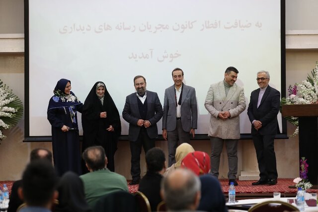 حیاتی: با اجرا زاده شدم، با اجرا زندگی کردم و با اجرا میمیرم حیاتی: با اجرا زاده شدم، با اجرا زندگی کردم و با اجرا میمیرم