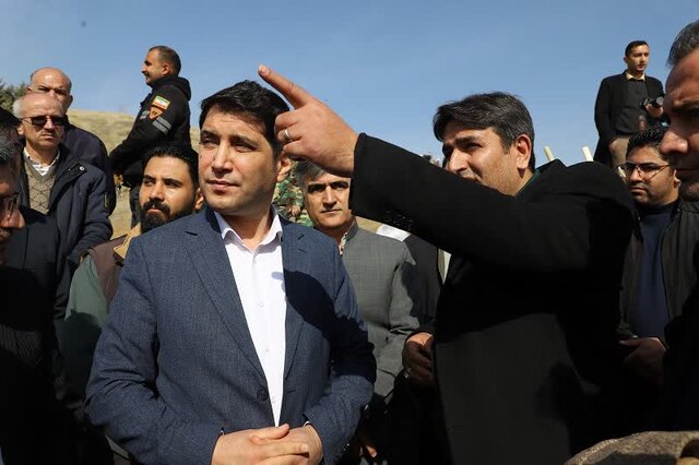 غرس ۲۰ هزار اصله نهال در سنندج غرس ۲۰ هزار اصله نهال در سنندج