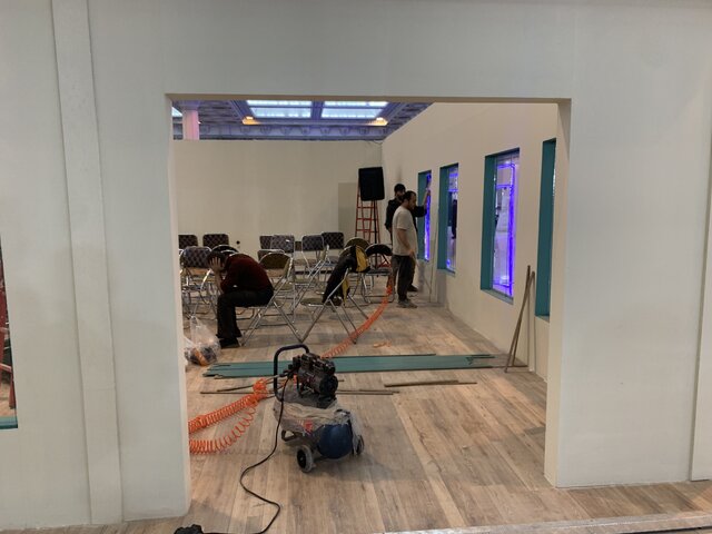 آغاز بهکار یک نمایشگاه نیمهکاره