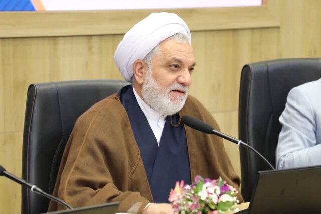 فعالیت ناسالم افراد سودجو، زمینهساز تصویب قوانین سختگیرانه صادراتی فعالیت ناسالم افراد سودجو، زمینهساز تصویب قوانین سختگیرانه صادراتی