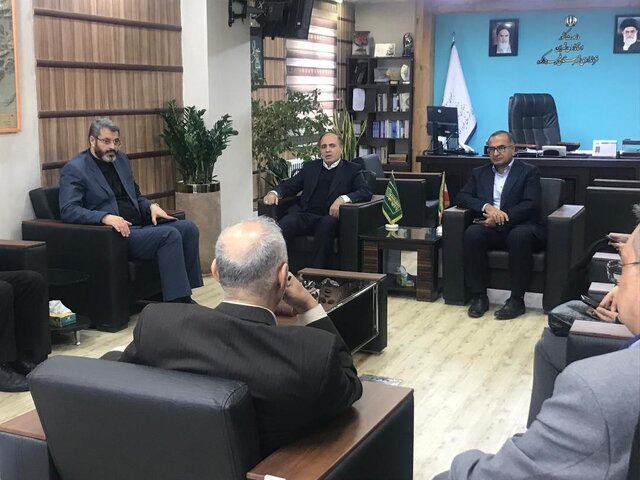 گفتوگوی وزیر جهاد کشاورزی با فرماندار فیروزکوه درباره ظرفیتهای کشاورزی و دامداری گفتوگوی وزیر جهاد کشاورزی با فرماندار فیروزکوه درباره ظرفیتهای کشاورزی و دامداری