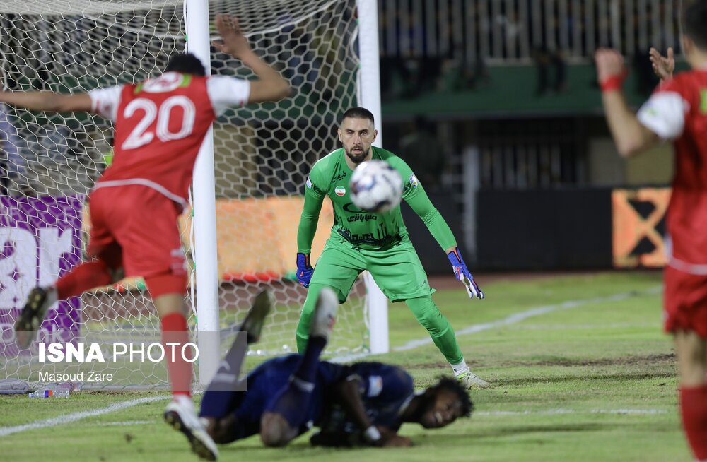 پرسپولیس با تماشاگرانش میزبان ملوان خواهد بود