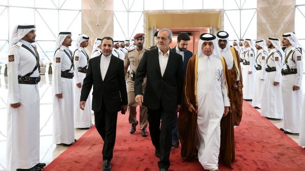 /۴فروردین/آماده/کولهبار «وفاق» در سفر به شمال و جنوب جهان