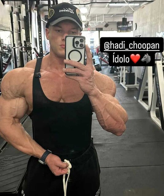 عکس/این بدنساز هادی چوپان را بُت خود میداند!