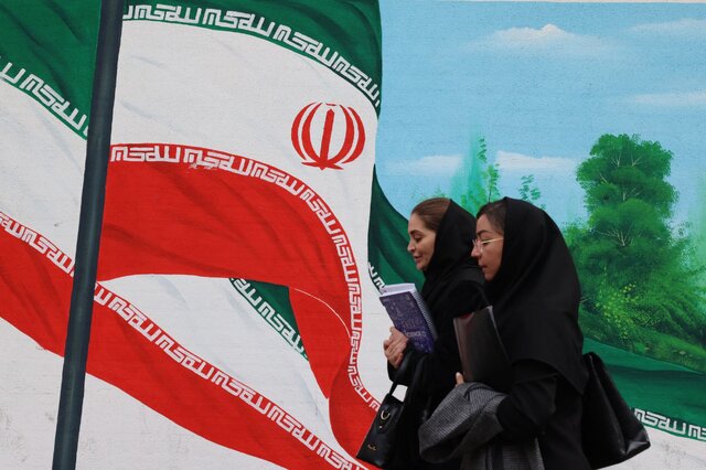 کسب رتبههای عالی تحصیلی و مدیریتی توسط زنان در ایران کسب رتبههای عالی تحصیلی و مدیریتی توسط زنان در ایران