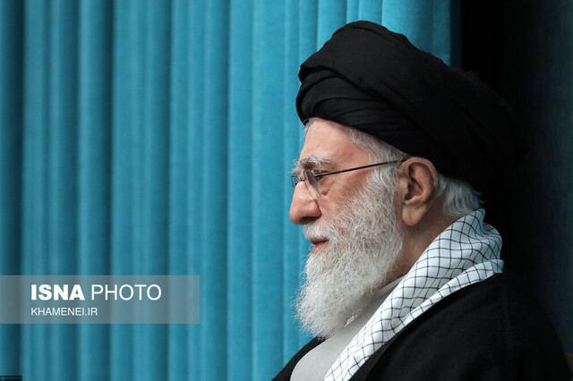 حضرت آیتالله خامنهای: ایران توقعات دولتهای قلدر را نخواهد پذیرفت