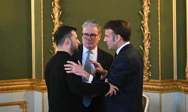 ماکرون، استارمر و زلنسکی گاردین: اعتماد اروپا به ۸۰ سال ائتلاف با آمریکا فرو ریخته است