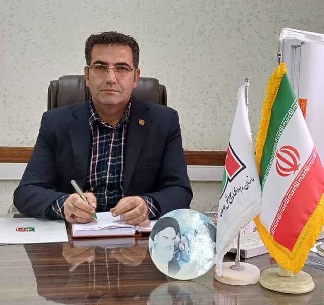 نجات ۳۶ خودروی گرفتار در برف/ برفروبی ۴۲۰ کیلومتر از راههای مهدیشهر