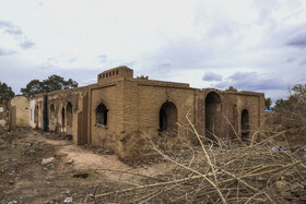 بیمارستان مرسلین در سال‌های اخیر به محل تجمع افراد بی‌خانمان و معتادان متجاهر تبدیل شده که این مسئله مشکلات متعددی را برای ساکنان اطراف بنا ایجاد کرده است.