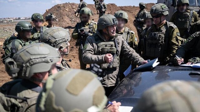 بازدید رئیس ستاد ارتش رژیم صهیونیستی از «منطقه امنیتی» در داخل سوریه بازدید رئیس ستاد ارتش رژیم صهیونیستی از «منطقه امنیتی» در داخل سوریه