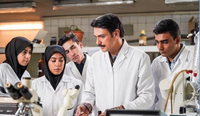 با تلویزیون همکاری میکنم اگر نقشهایی را بازی کنم که مردمم دوست دارند