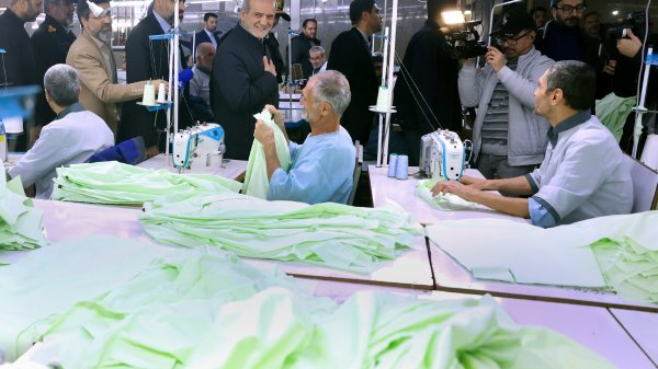 بسته خبری ایران اکونومیست از اخبار رئیسجمهور در ۲۴ ساعت گذشته