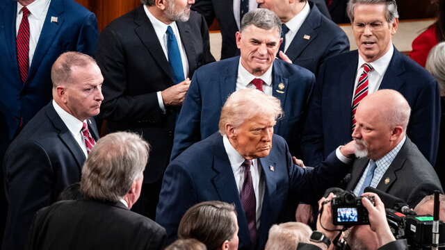 روایت عجیب کاخ سفید از بُردهای ترامپ؛ از فشار حداکثری تا نیهای کاغذی