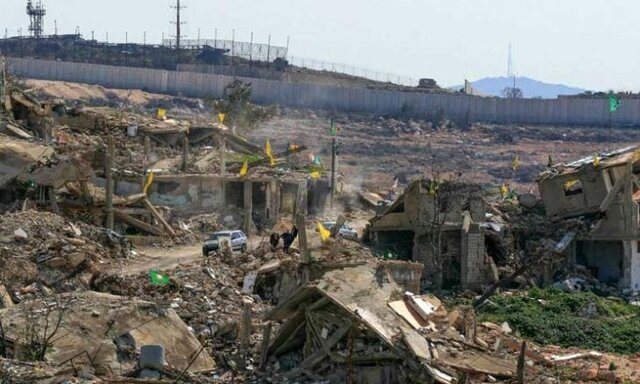 ساختمانهای ویران شده در حملات هوایی رژیم صهیونیستی به نزدیکی دیوار مرزی در جنوب لبنان رژیم صهیونیستی حریم هوایی لبنان را نقض کرد