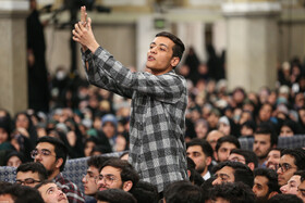 دیدار هزاران نفر از دانشجویان سراسر کشور با رهبر انقلاب