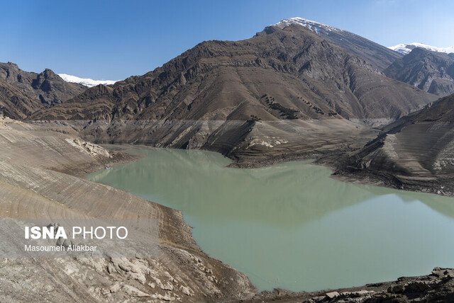 اتخاذ سیاستهای فوری و عملی برای مدیریت منابع آب ضروری است