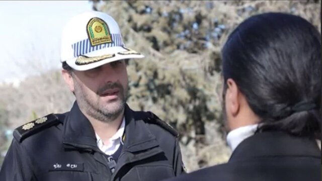 آشپزی پشت فرمان برای جذب فالوور بیشتر/ ارجاع راننده متخلف به مراجع قضایی آشپزی پشت فرمان برای جذب فالوور بیشتر/ ارجاع راننده متخلف به مراجع قضایی