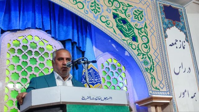 امام جمعه ورامین خواستار حضور مسئولان در میان مردم شد