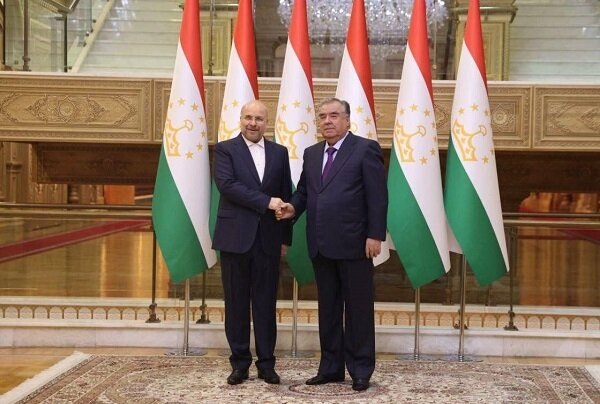 مروری بر سفرهای خارجی قالیباف در سالی که گذشت