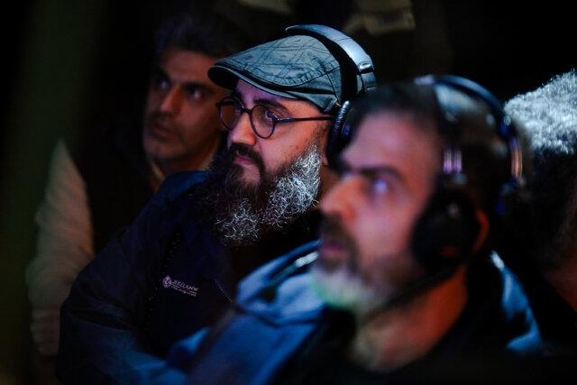 «هلال» برخلاف برنامههای استودیویی و خشک حرکت میکند