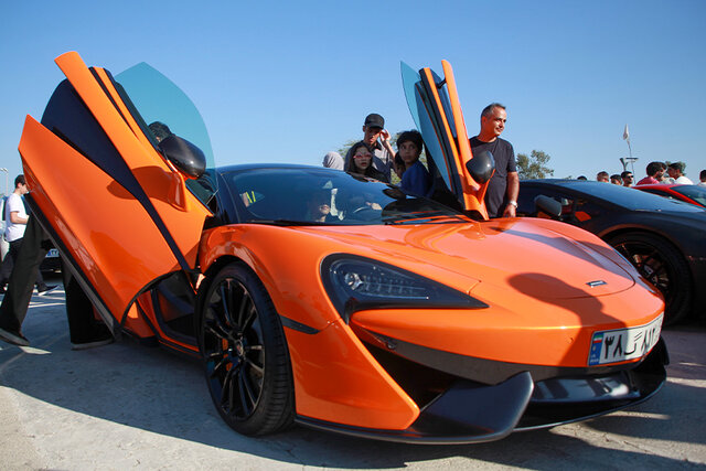 اتومبیل های ویدیویی ویژه/ دوره ای در کیش اتومبیل های ویدیویی ویژه/ دوره ای در کیش