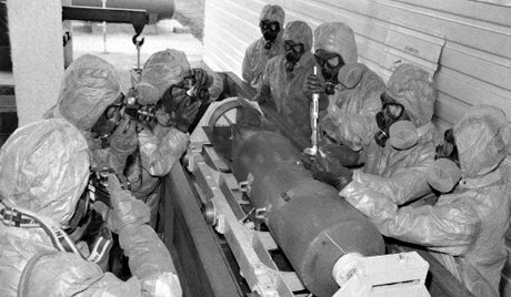 عبور از دروازه تاریخ با تغییر نظام پادشاهی به جمهوری اسلامی