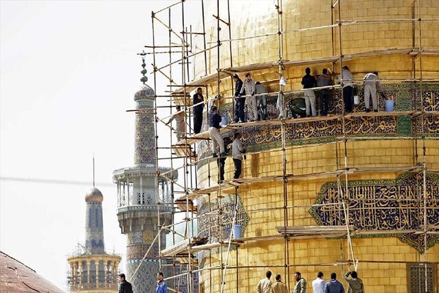 ویدیو/ آیین تنظیف و غبارروبی گنبد مطهر حرم رضوی(ع) ویدیو/ آیین تنظیف و غبارروبی گنبد مطهر حرم رضوی(ع)