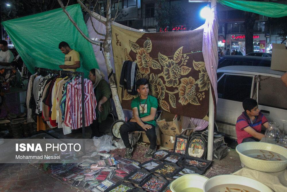 ساماندهی دستفروشان و الزام شهرداریها به احداث پارکینگ