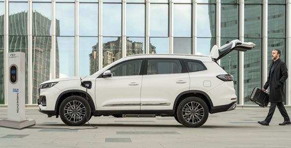 تیگو 8 پرو پلاگین هیبرید: استانداردهای جهانی ایمنی در اولین پلاگین هیبرید مونتاژی ایران