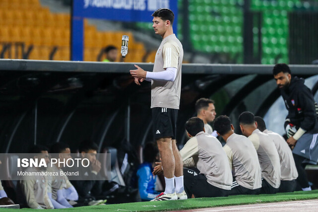 توقف بازی ایران - امارات به دلیل خاموش شدن نورافکن ورزشگاه آزادی توقف بازی ایران - امارات به دلیل خاموش شدن نورافکن ورزشگاه آزادی