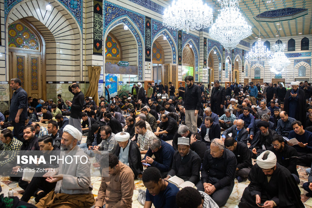 لیالی قدر؛ شب نوزدهم ماه مبارک رمضان در حرم حضرت فاطمه معصومه(س)