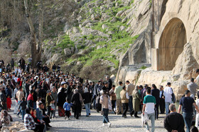 بازدید مسافران نوروزی از طاقبستان