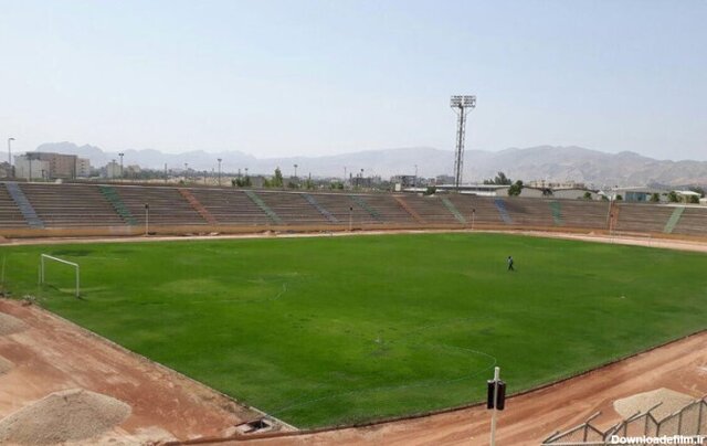عکس تزئینی وضعیت نامناسب استادیوم تختی ورامین؛ گلایه مردم از کندی روند بازسازی
