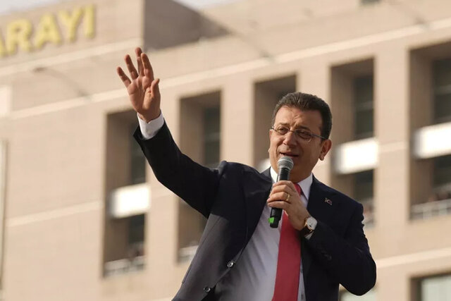 ویدیو/ اماماوغلو حبس میشود؛ رد اتهام فساد و ارتباط با تروریستها ویدیو/ اماماوغلو حبس میشود؛ رد اتهام فساد و ارتباط با تروریستها