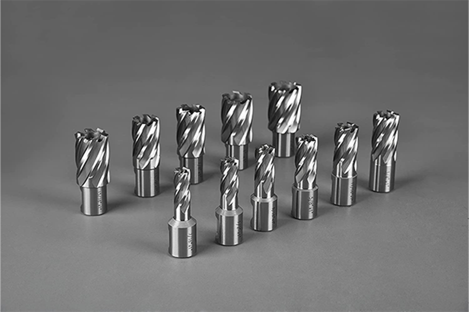 مقایسه عملکرد مته دریل مگنت و دریل 32 مگنت در پروژههای سنگین