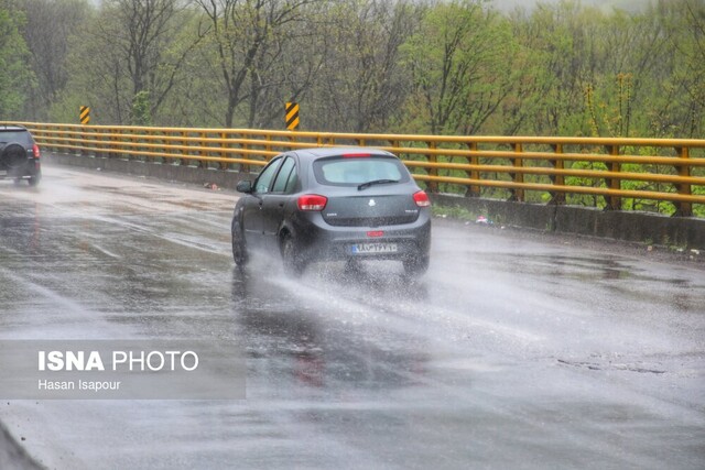 عکس تزیینی است. آغاز بارش ها در برخی استانها از امروز / تقویت گستره بارشی از فردا