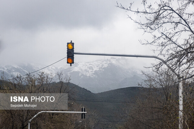 عکس تزئینی است آغاز فعالیت سامانه بارشی در فارس/ بارش پراکنده برف در ارتفاعات