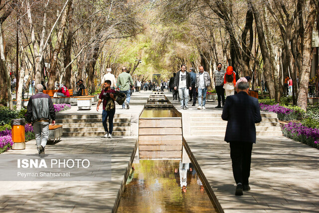 اصفهان؛ شهری که هر آجرش نفس میکشد و هر کوچهاش قصه میگوید