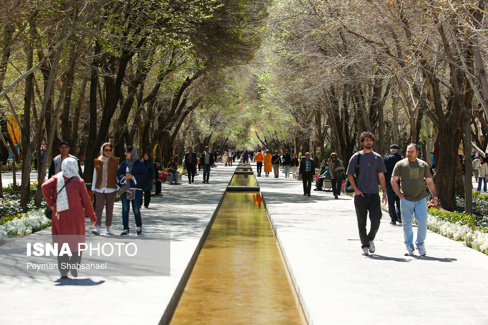 Chahar Bagh, Isfahan; from a serene theater of history to e-scooter challenges in the heart of a cultural corridor